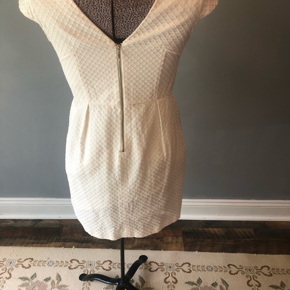 Worthington cream dress size 10 - Picture 2 of 3